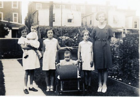 ?,?, Thelma Harner Bossert, ?, Gladys Harner Nyce, Anna Harner DePugh