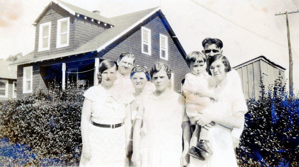 Elsie and Norman Nyce, Mary Fitez Turner, ?, ?, Raymond and Maude George